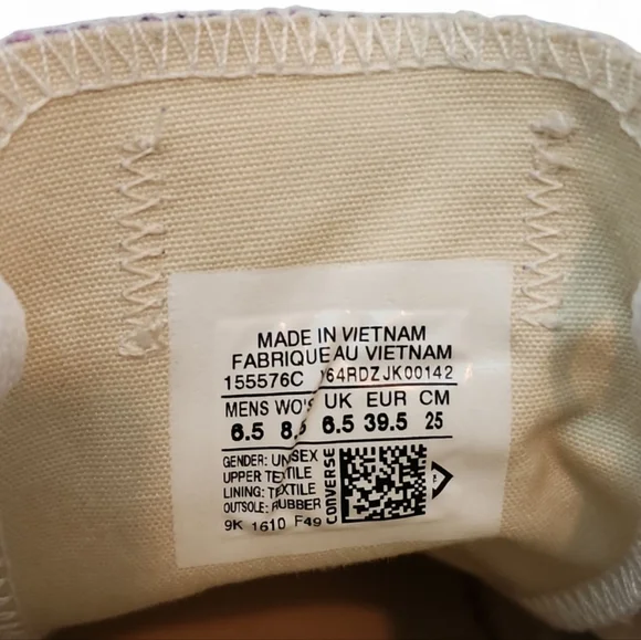 Converse Chuck Taylor All Star Low Top Unisex Purple Canvas 155576C Sz 8.5 Women - Picture 9 of 9